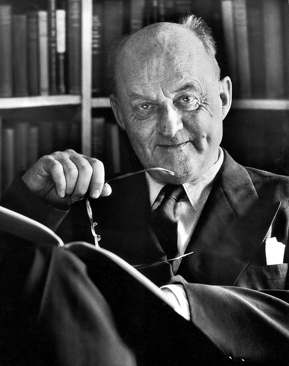 The Ironic Wisdom Of Reinhold Niebuhr Adam Kirsch The New York Review Of Books 